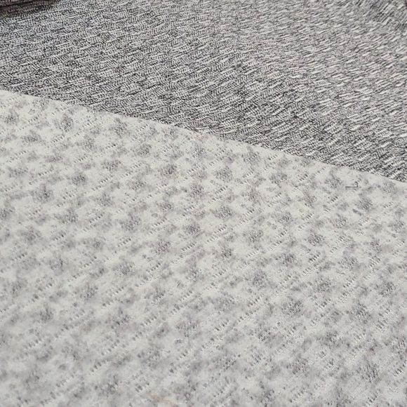 Women's Grey & White Sweater Small-3XL - Picture 7 of 9